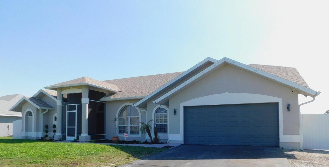 680 MANHATTAN Street E, Lehigh Acres, FL 33974