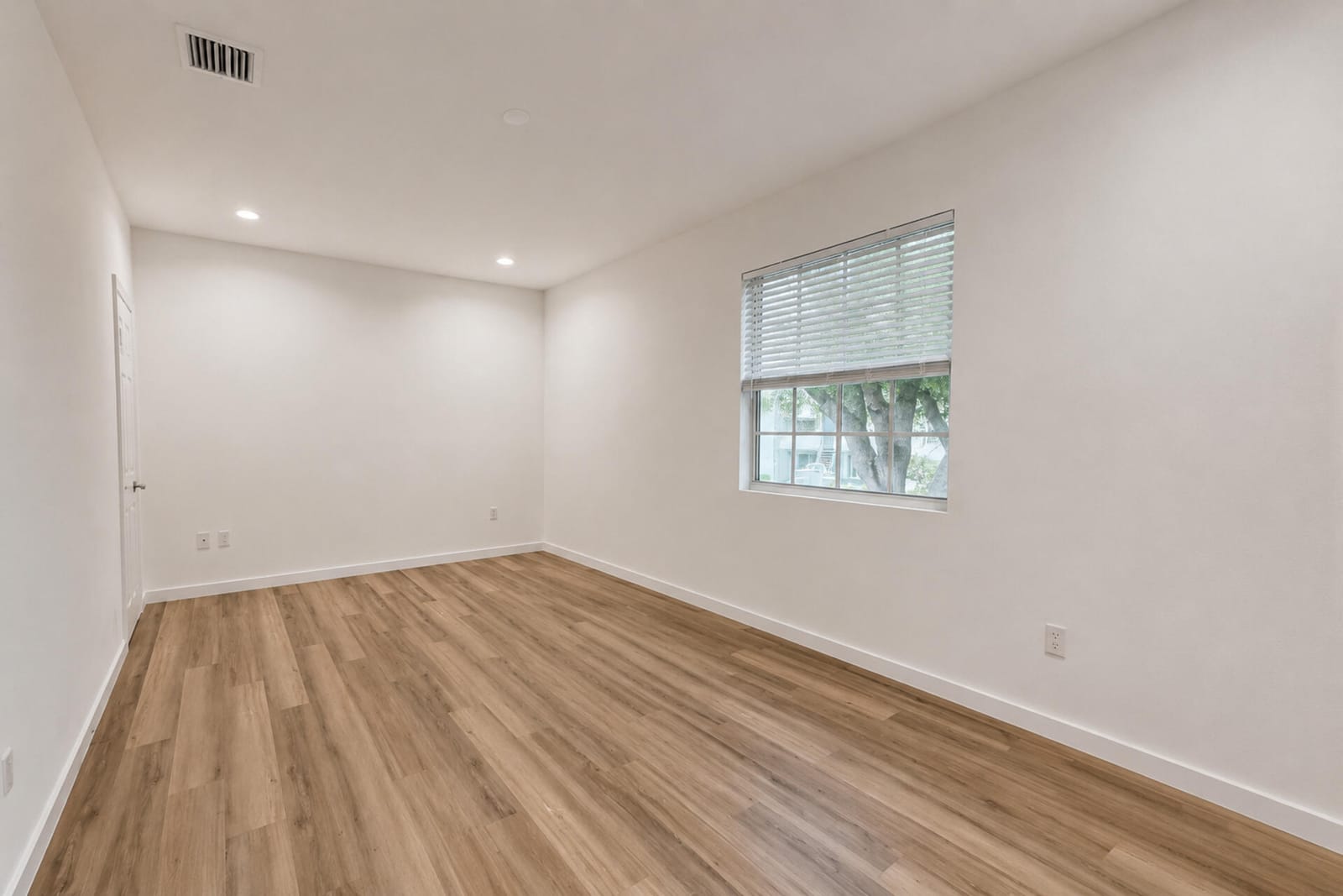 1030 CRYSTAL Way 103, Delray Beach, FL 33444 photo 13