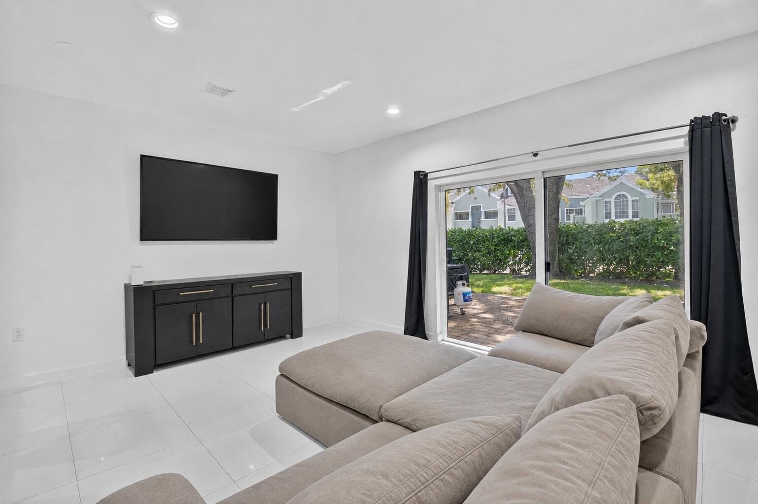 1030 CRYSTAL Way 103, Delray Beach, FL 33444 photo 4
