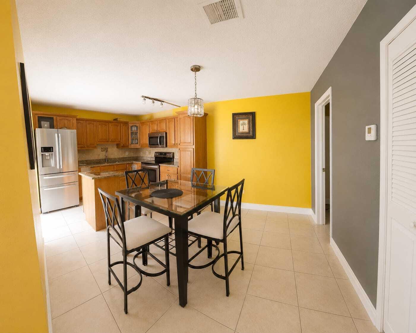 219 LAKE ARBOR Drive 219 — photo 2