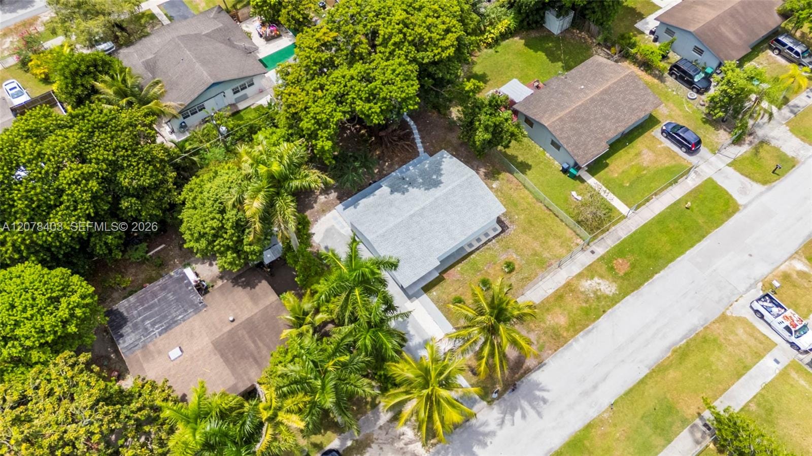 655 SW 6th Terrace, Florida City, FL 33034 photo 4