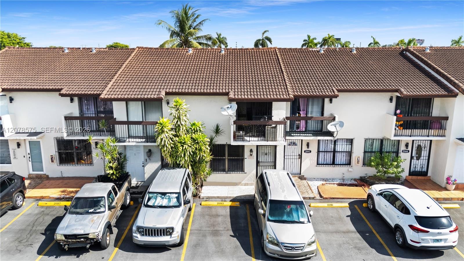 2093 W 54th Terrace 38, Hialeah, FL 33016