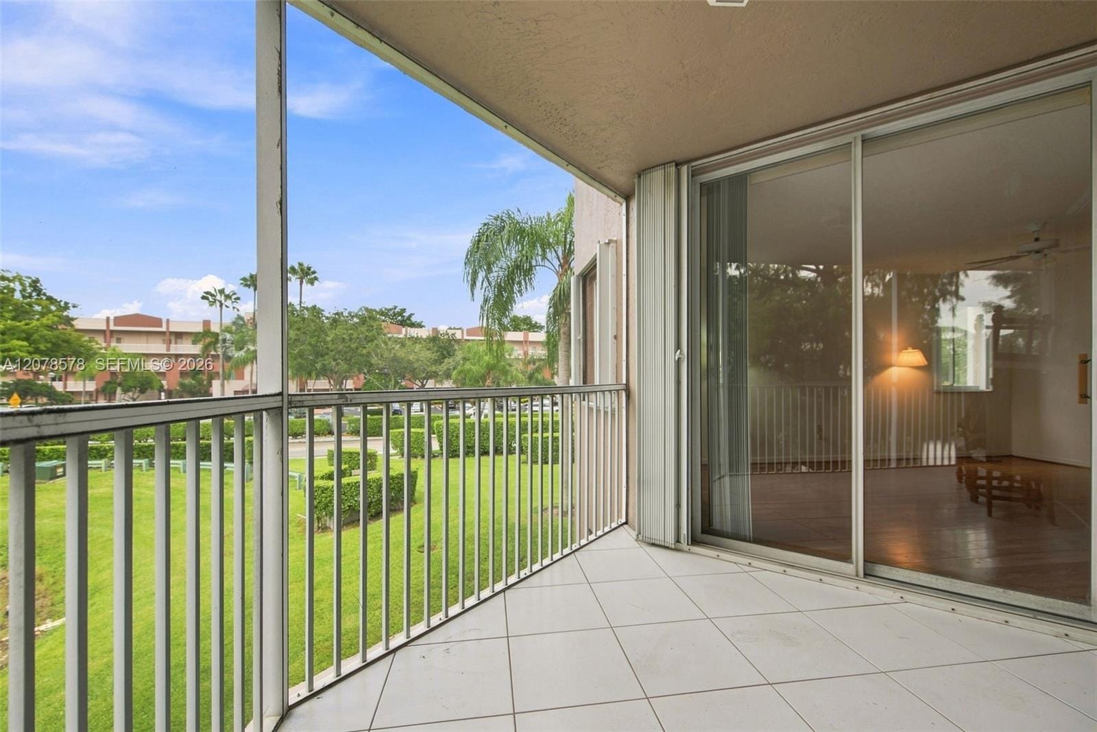 7647 Granville Drive 212 — photo 9
