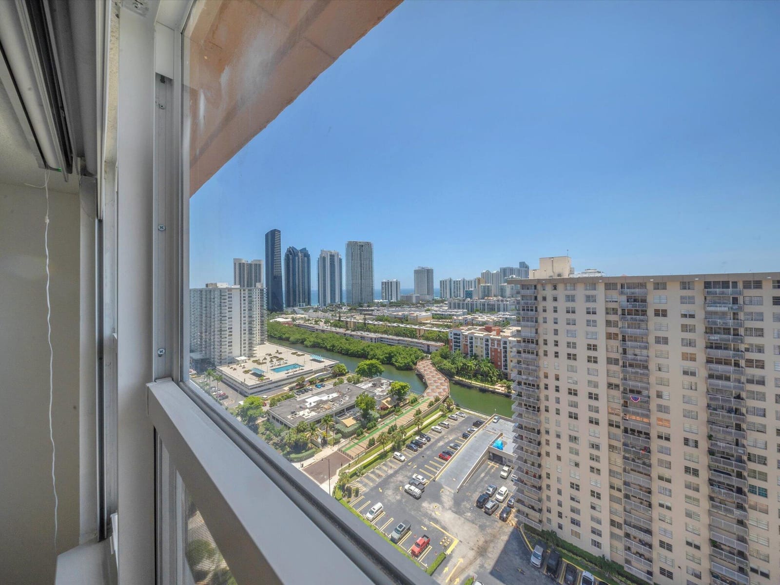 251 174th Street 2310, Sunny Isles Beach, FL 33160 photo 18