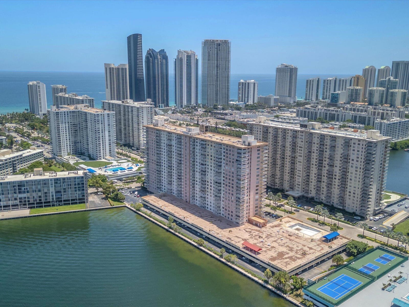 251 174th Street 2310, Sunny Isles Beach, FL 33160 photo 21