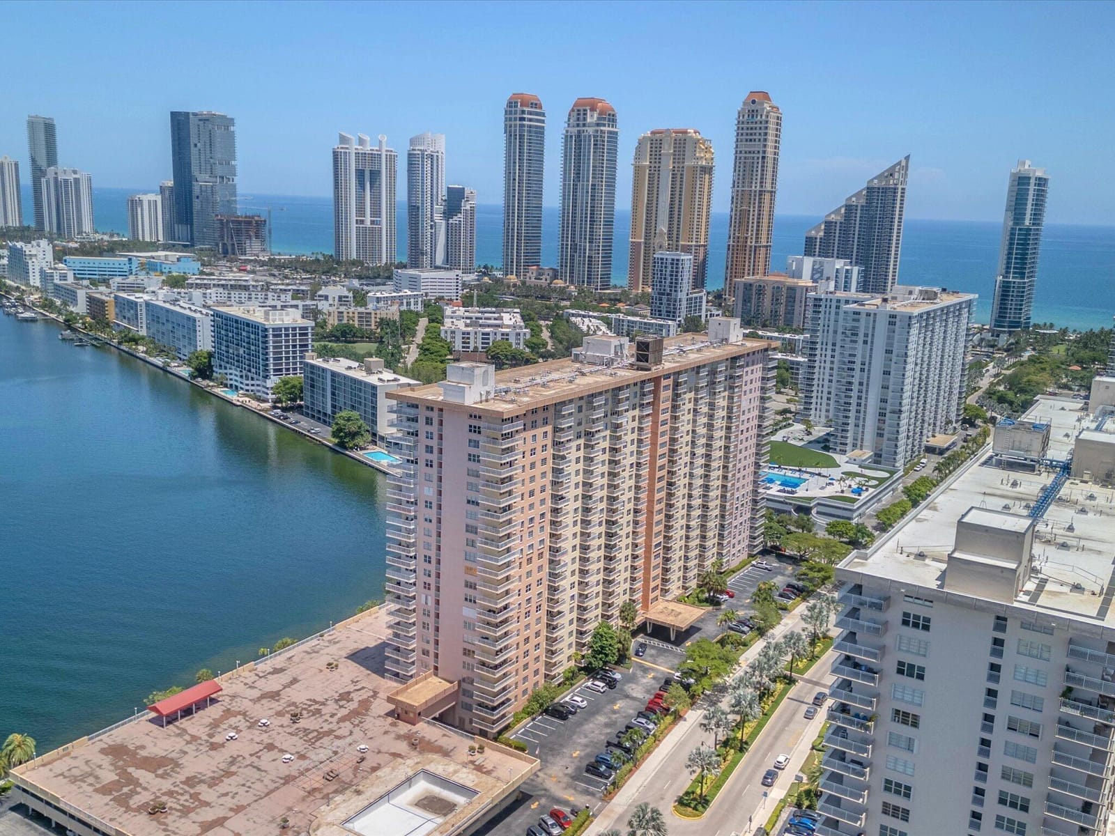 251 174th Street 2310, Sunny Isles Beach, FL 33160 photo 23