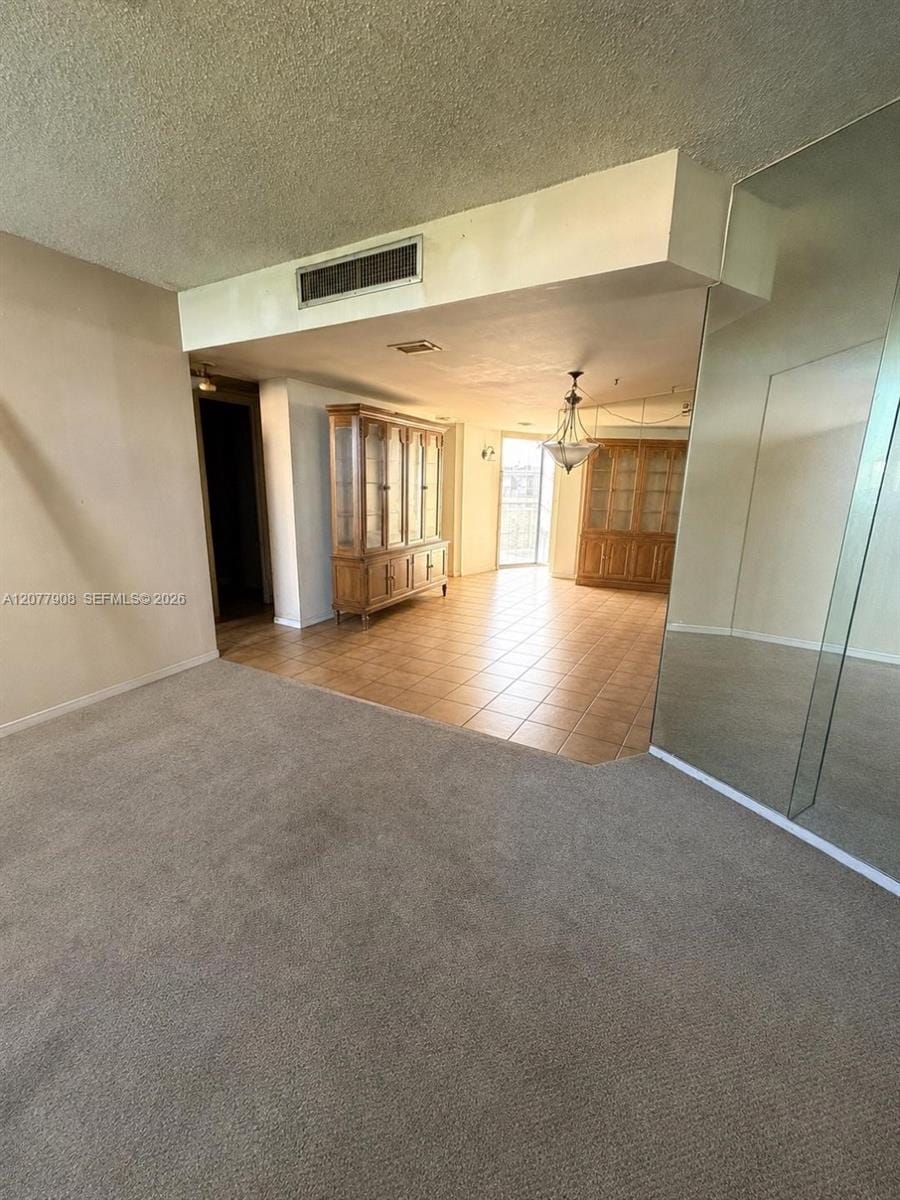 20500 W Country Club Drive 818 — photo 7