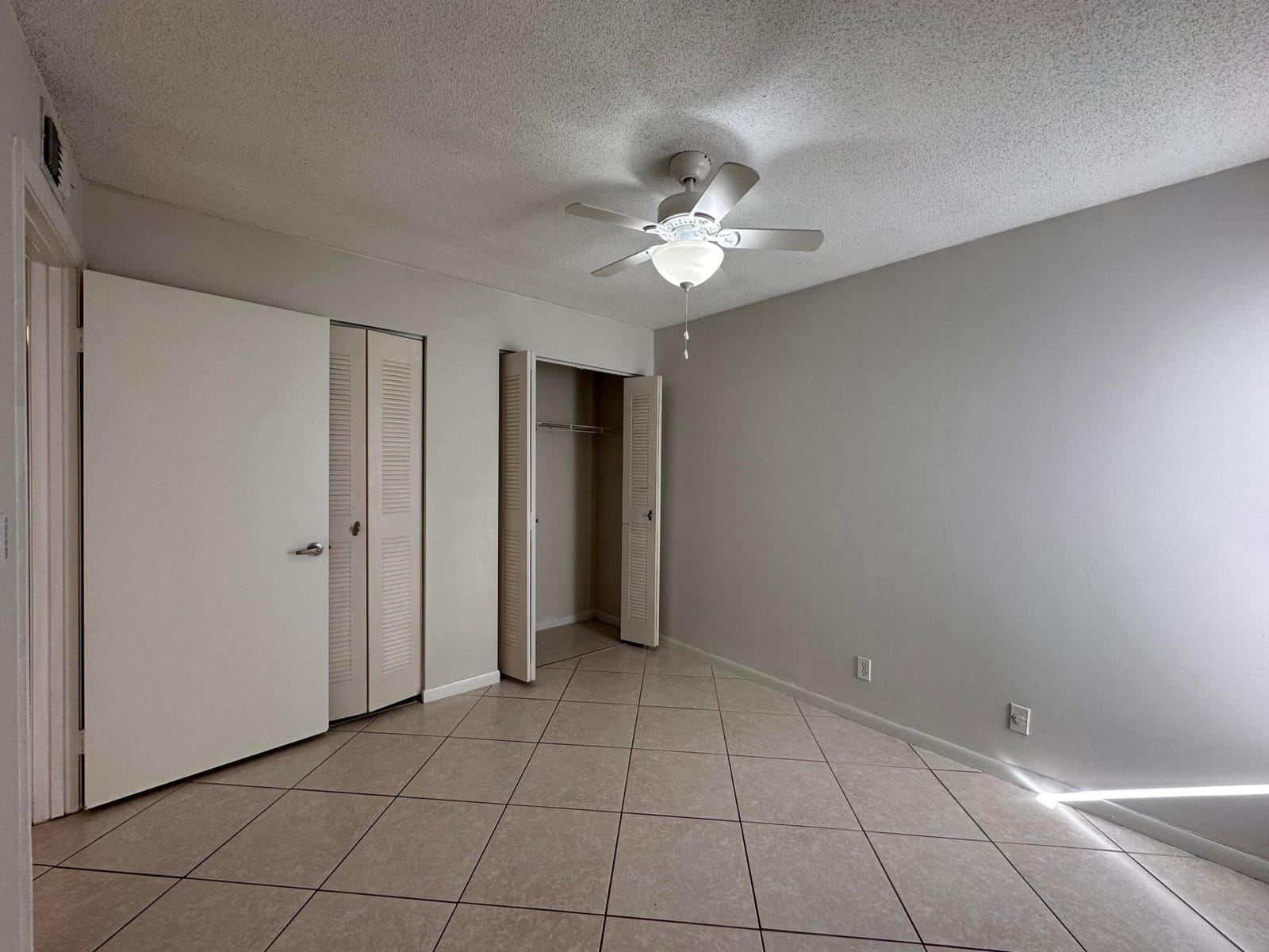 815 W BOYNTON BEACH Boulevard 16-104 — photo 11