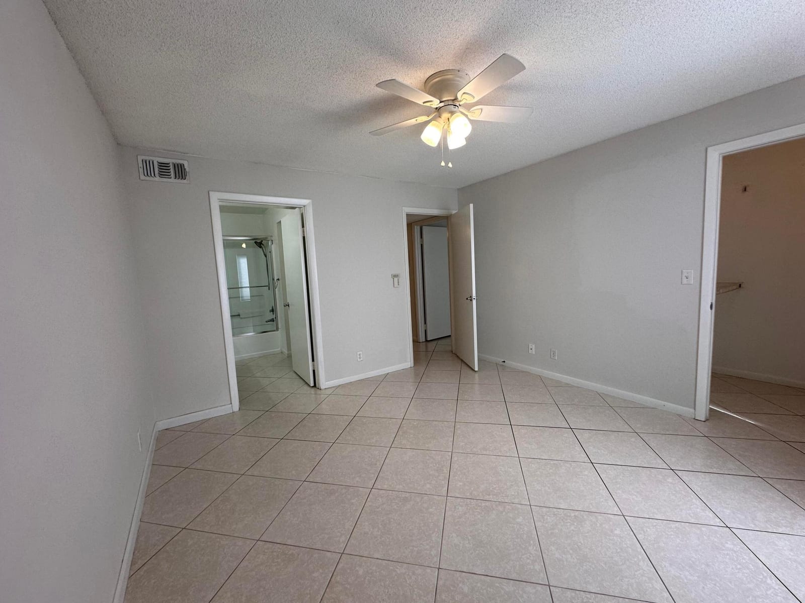815 W BOYNTON BEACH Boulevard 16-104 — photo 8