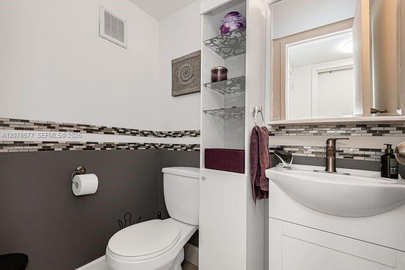 17800 Atlantic Boulevard 203, Sunny Isles Beach, FL 33160 photo 19