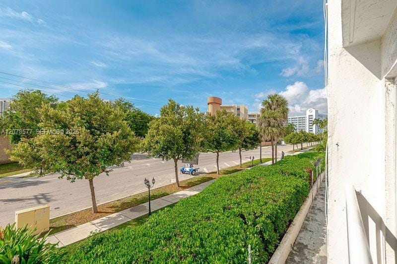17800 Atlantic Boulevard 203, Sunny Isles Beach, FL 33160 photo 21