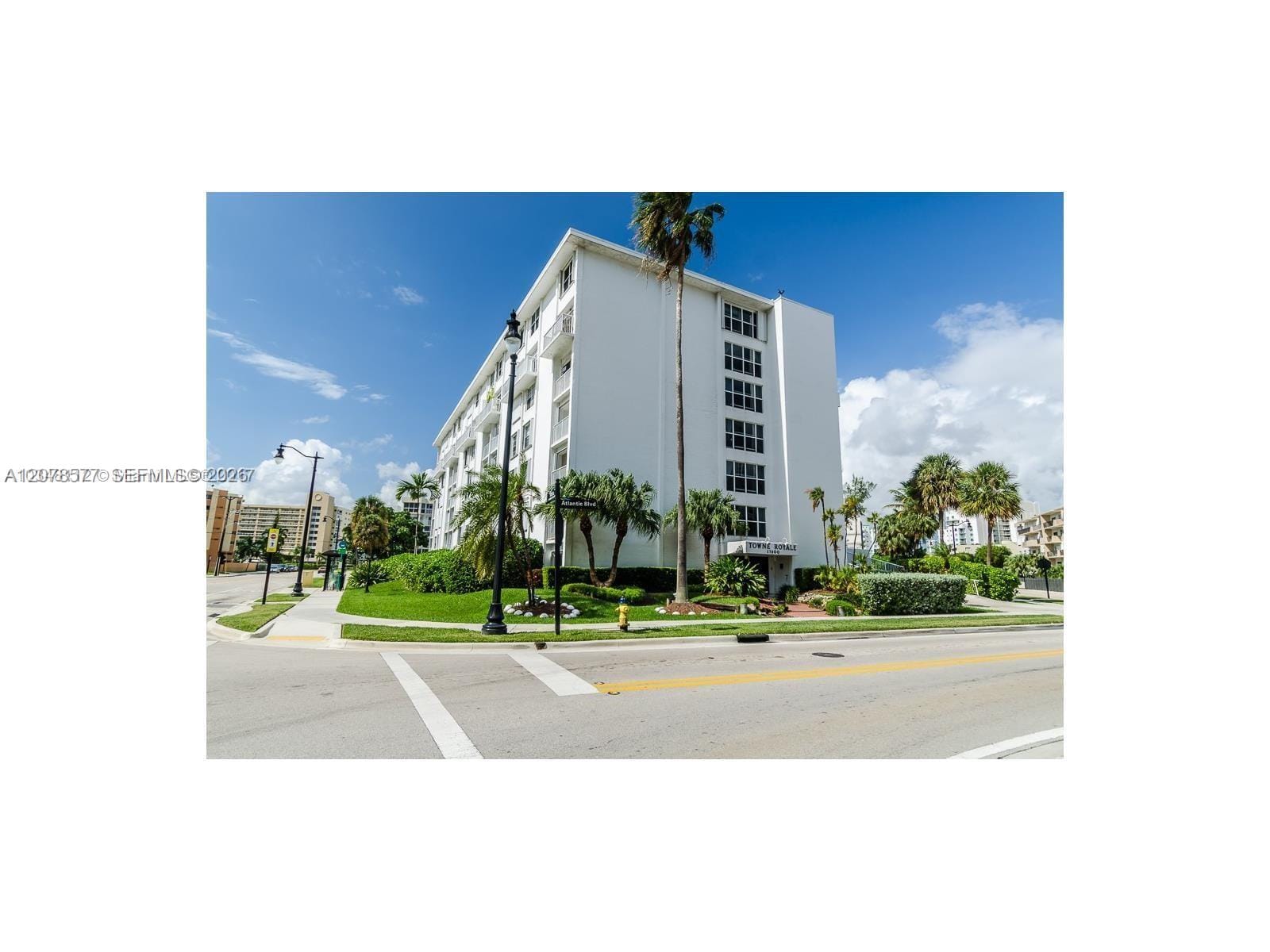 17800 Atlantic Boulevard 203, Sunny Isles Beach, FL 33160