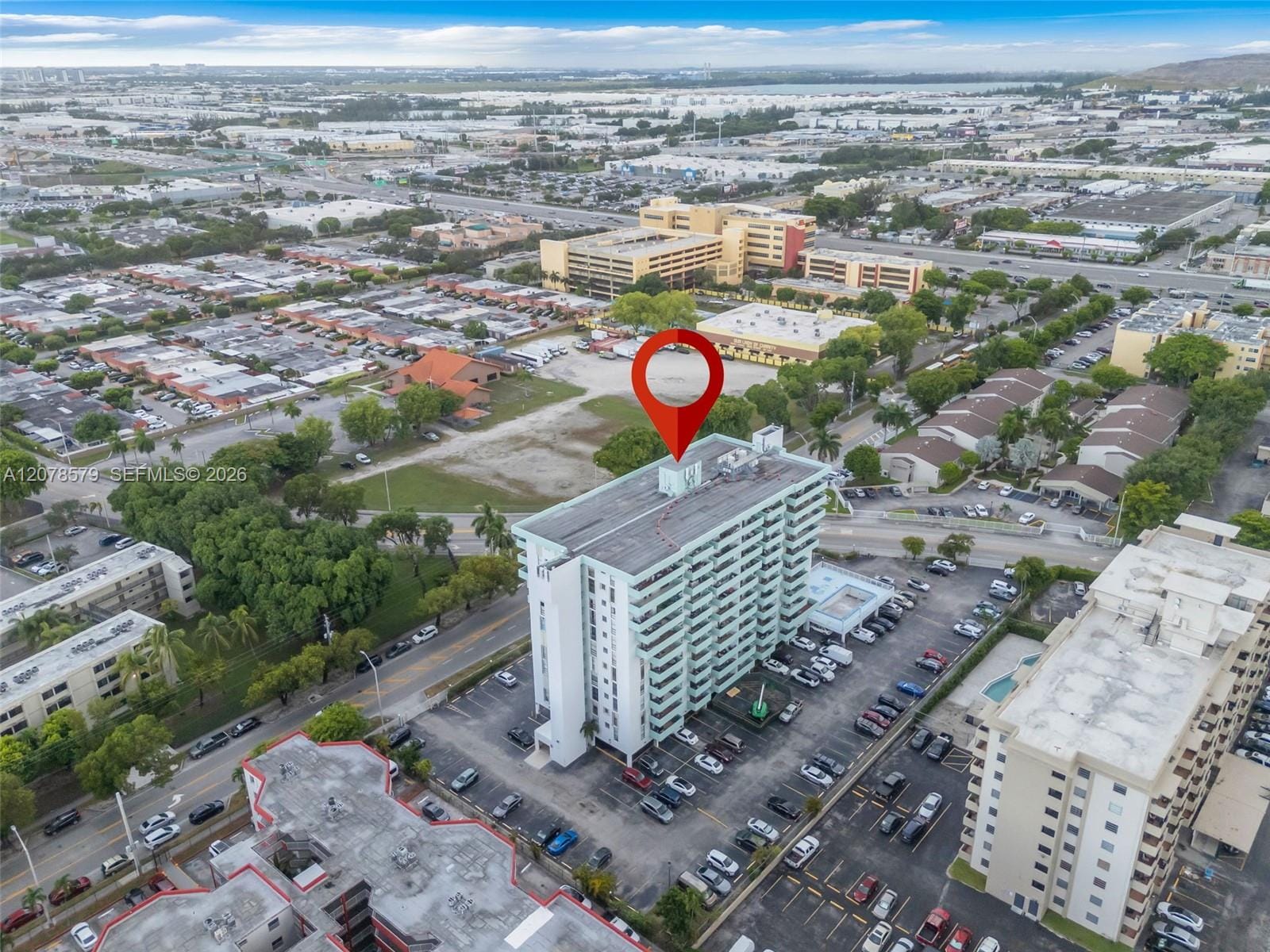 1825 W 44th Place 401, Hialeah, FL 33012 photo 25