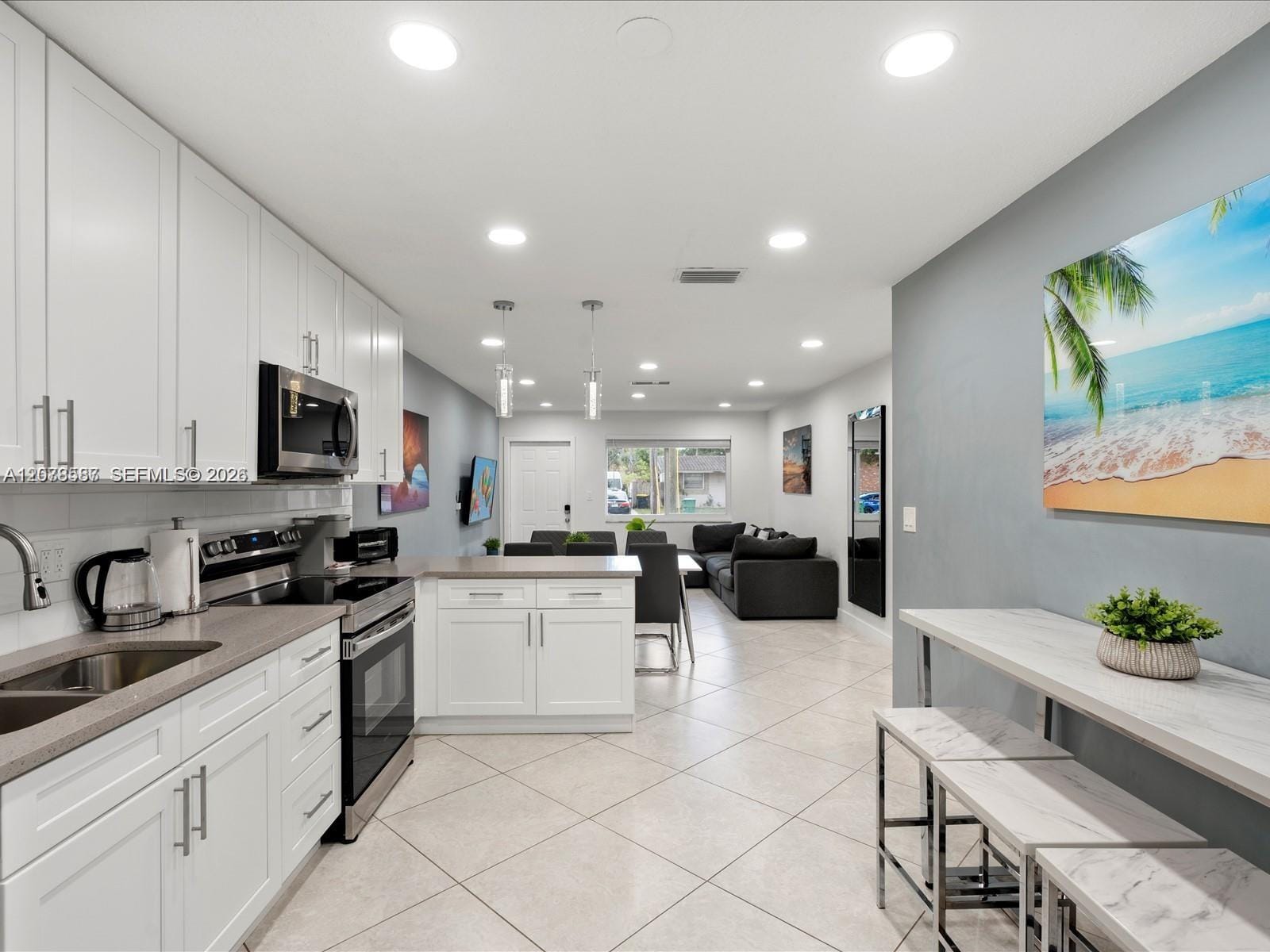 5063 SW 27th Avenue 5063 — photo 1