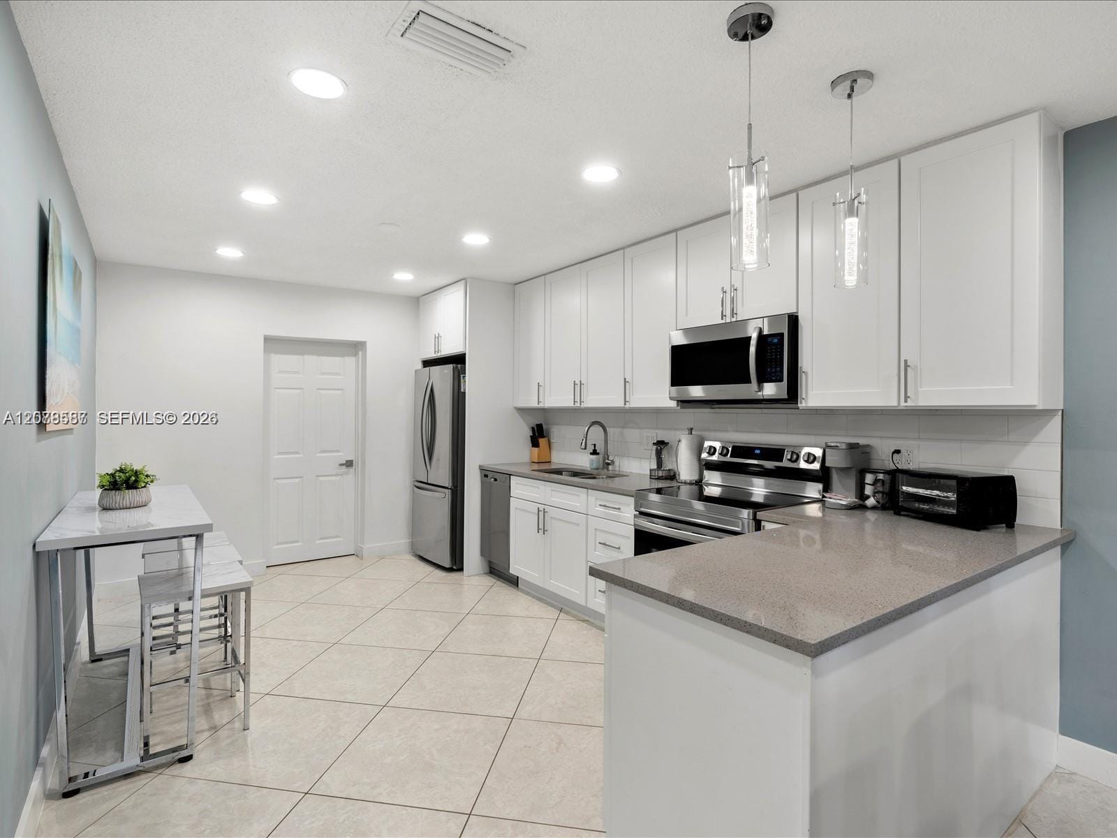 5063 SW 27th Avenue 5063 — photo 12