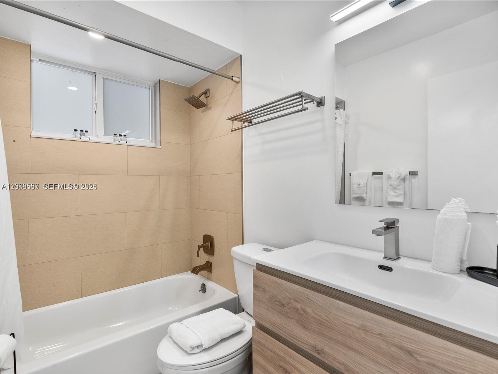 5063 SW 27th Avenue 5063 — photo 9