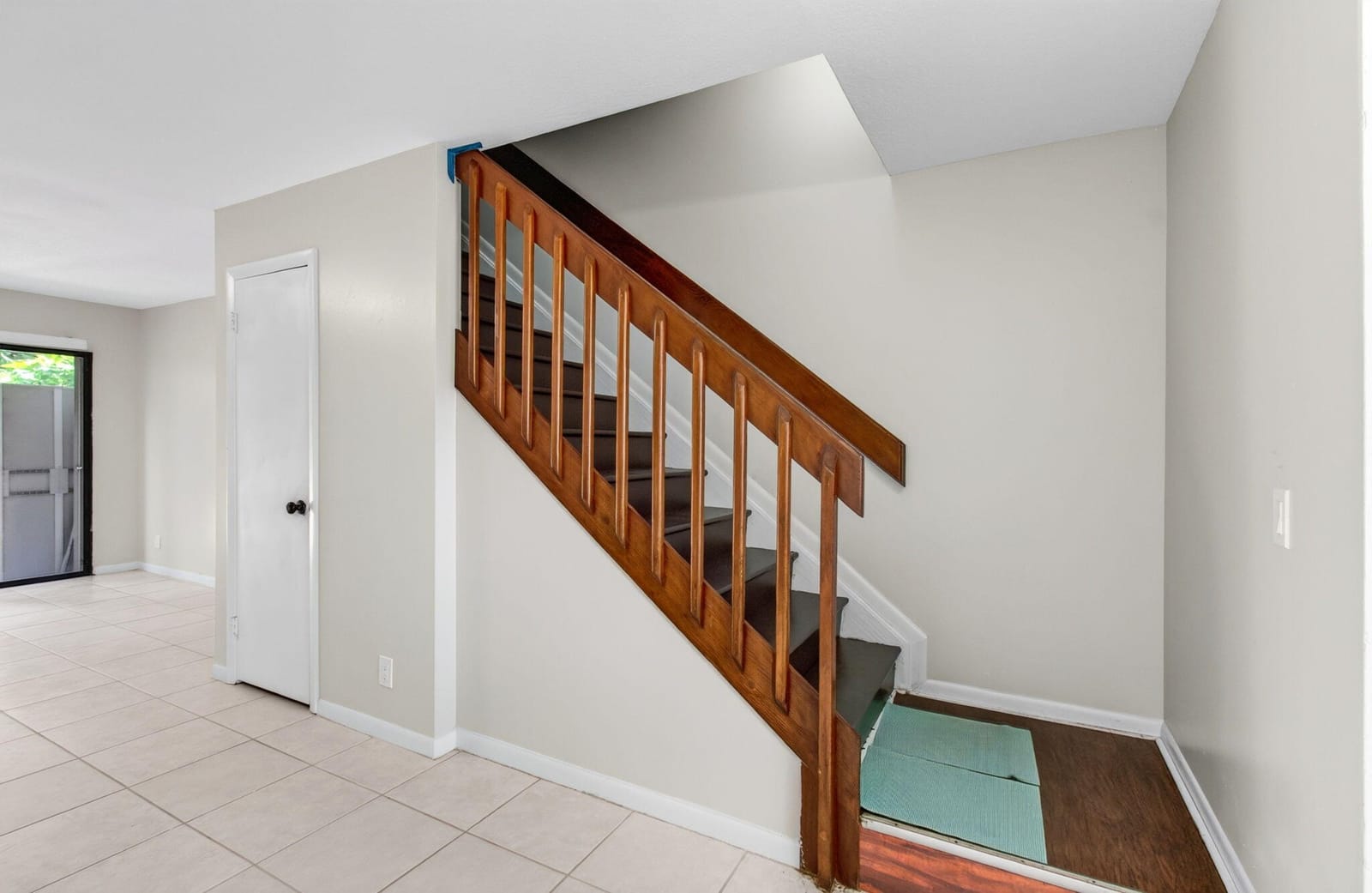 799 HILL Drive C — photo 5