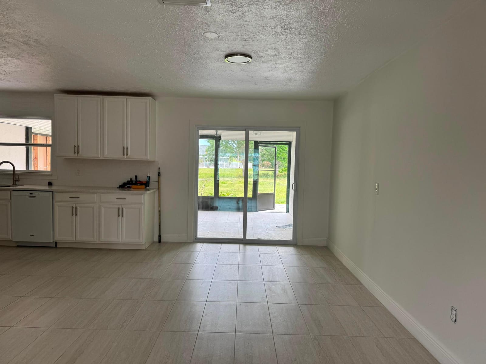 1691 SE Goucho Avenue — photo 4