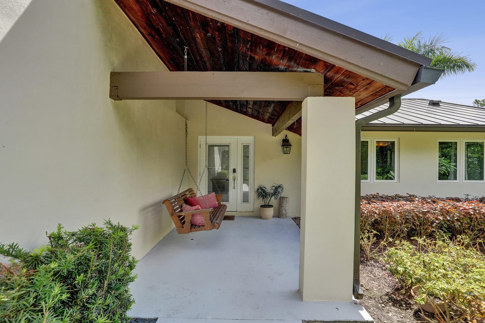 6146 NW 66TH Avenue — photo 11