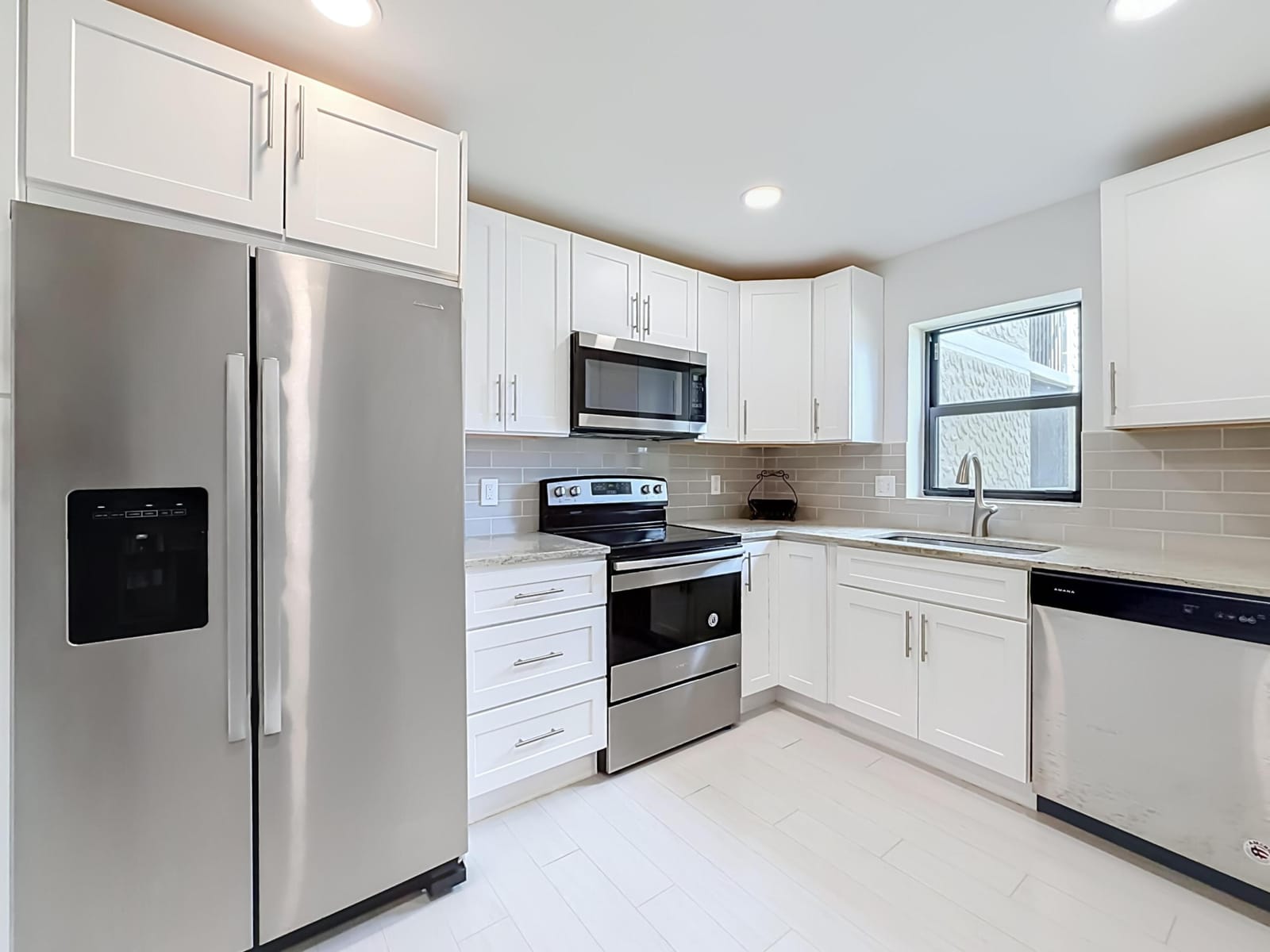 16300 Golf Club Road 201 — photo 9