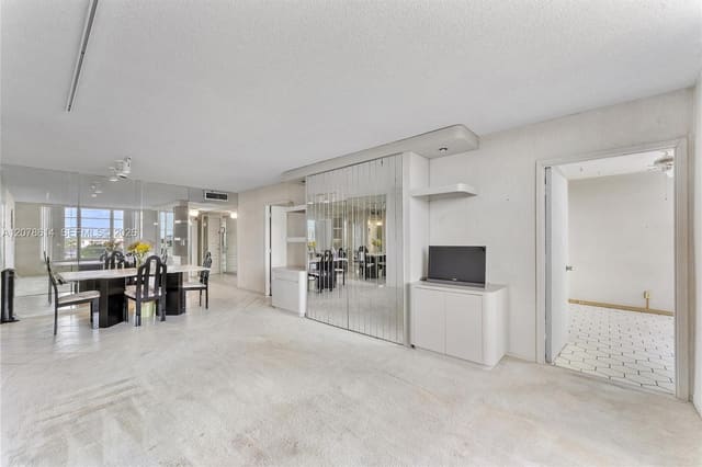 2661 S Course Drive 805, Pompano Beach, FL 33069