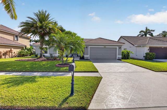 5756 Descartes Circle, Boynton Beach, FL 33472