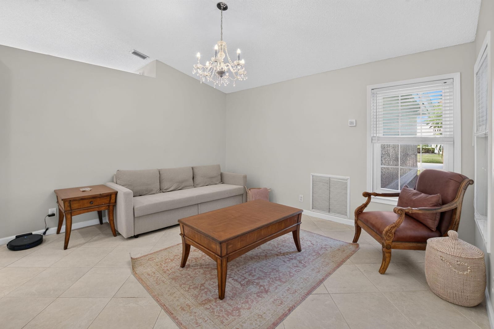 5756 Descartes Circle — photo 10