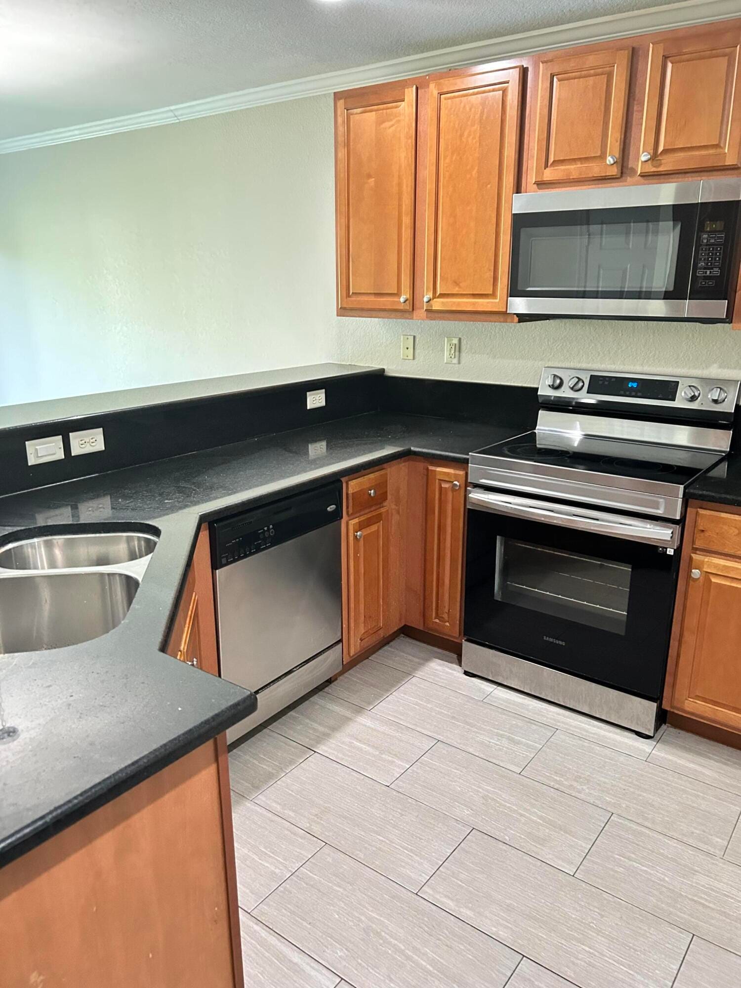 9115 Chambers Street, Tamarac, FL 33321 photo 5