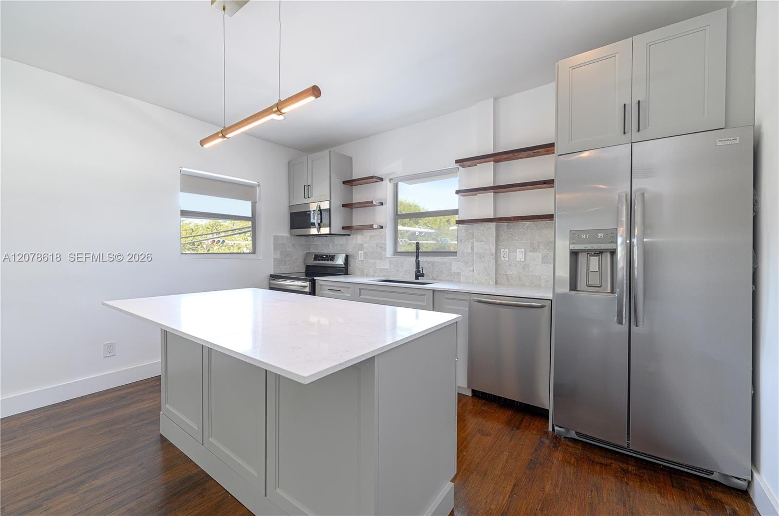 557 Meridian Avenue B, Miami Beach, FL 33139