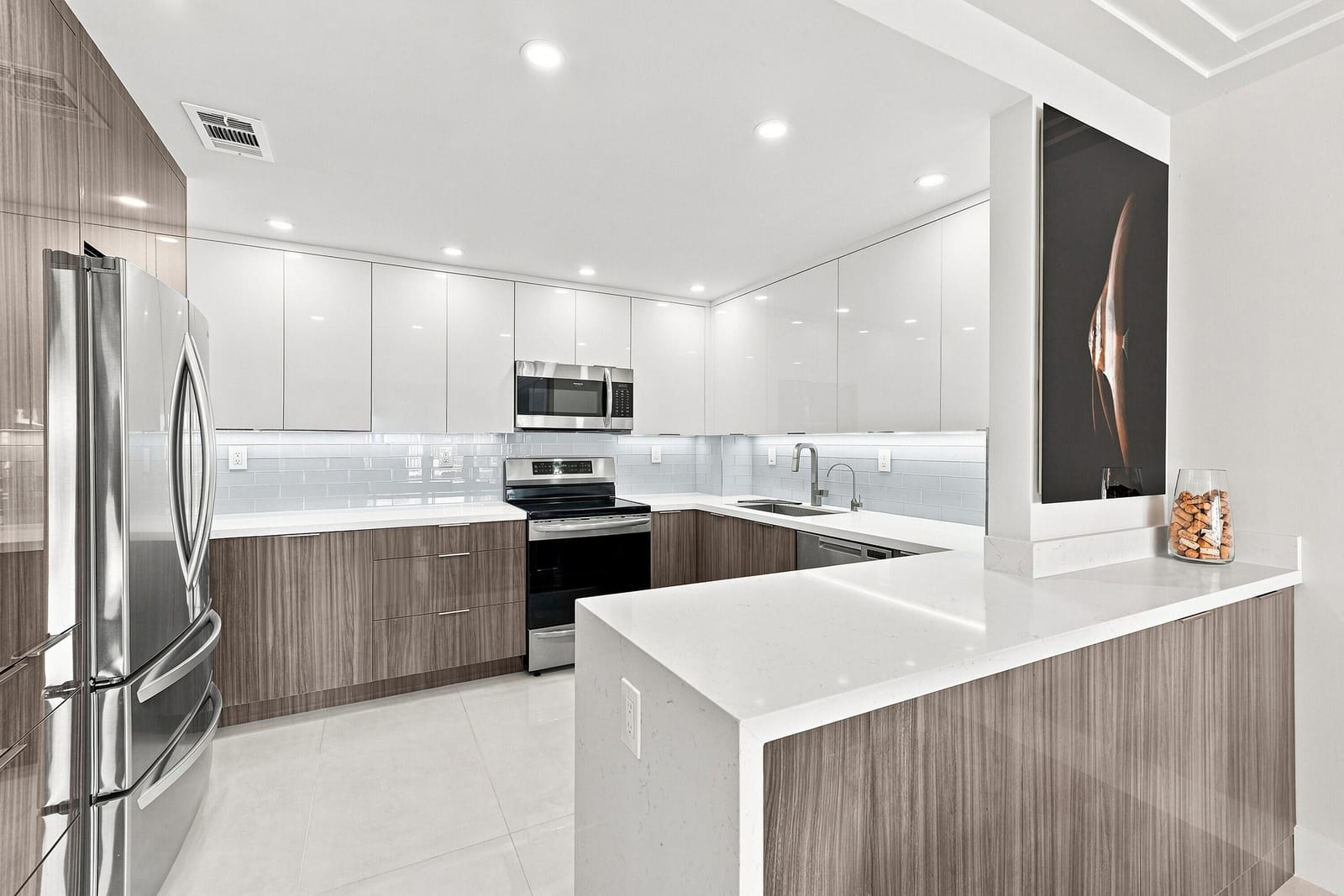 3550 GALT OCEAN Drive 309 — photo 6