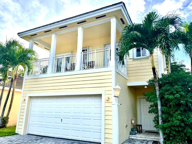 396 NE 33RD Terrace, Emilios Place At Oasis, Homestead, FL
