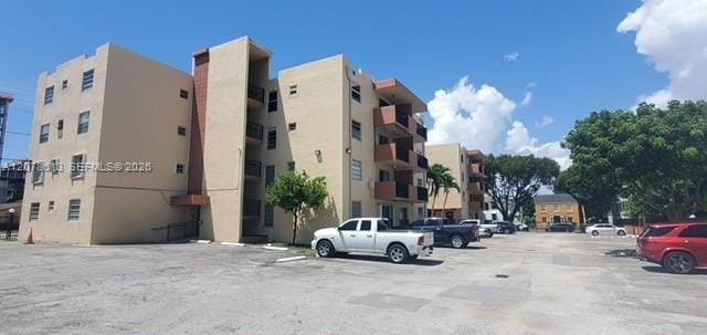 677 SW 9th Avenue 102, Miami, FL 33130