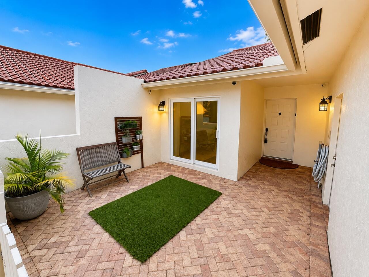 21596 Coronado Avenue — photo 11
