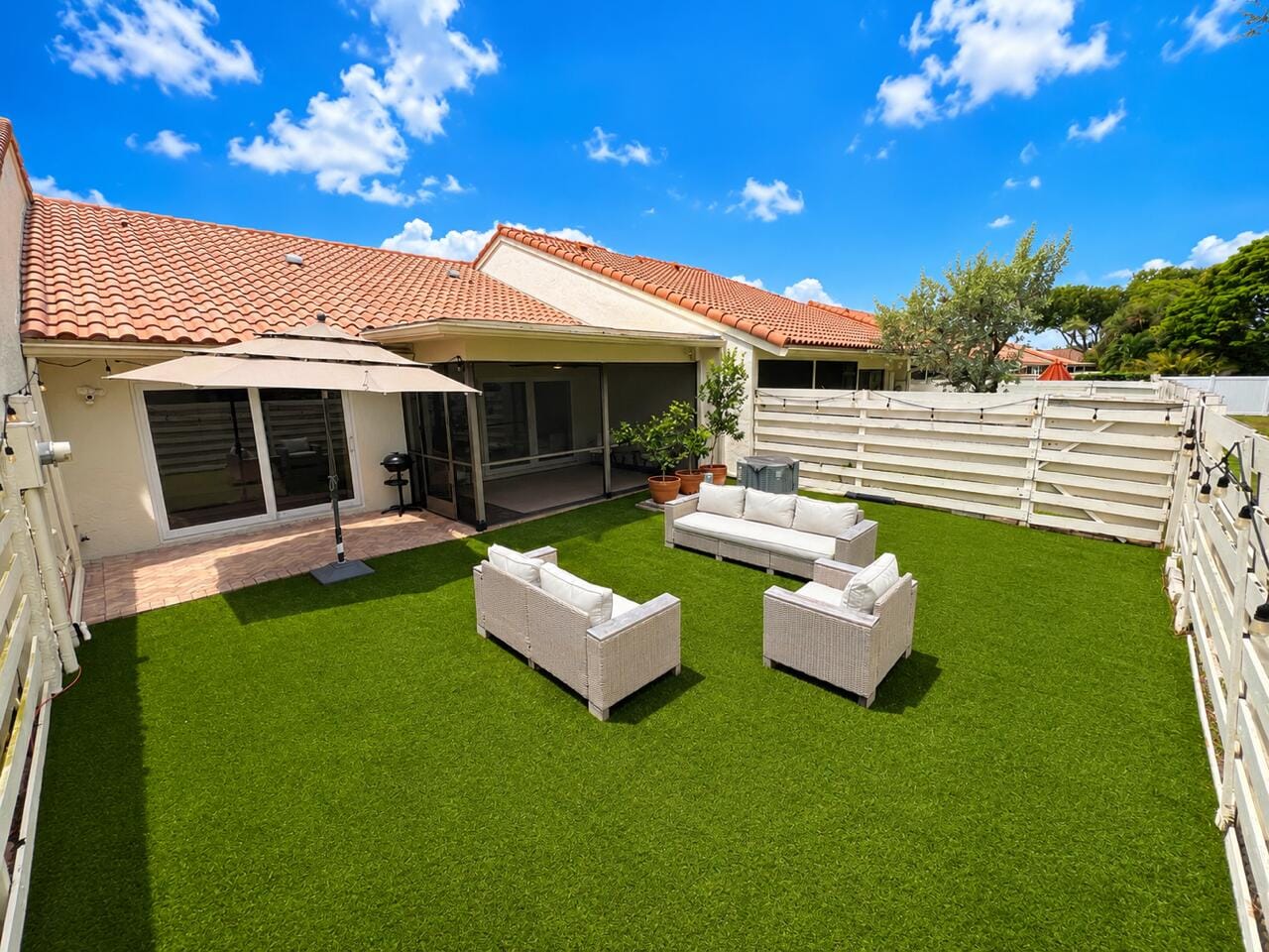 21596 Coronado Avenue — photo 4
