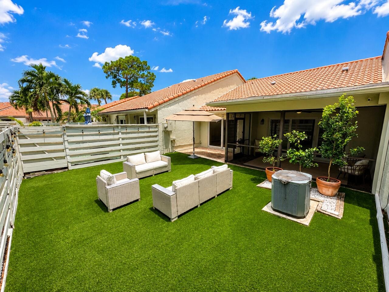 21596 Coronado Avenue — photo 5