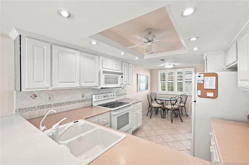 529 NE Plantation Road 407, Stuart, FL 34996 photo 9