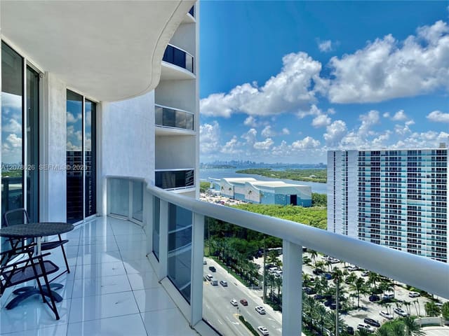 15811 Collins Avenue 1605, Sunny Isles Beach, FL 33160