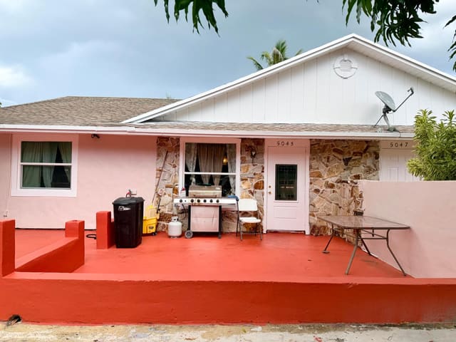 5045 SE DRIFTWOOD Avenue, Stuart, FL 34997