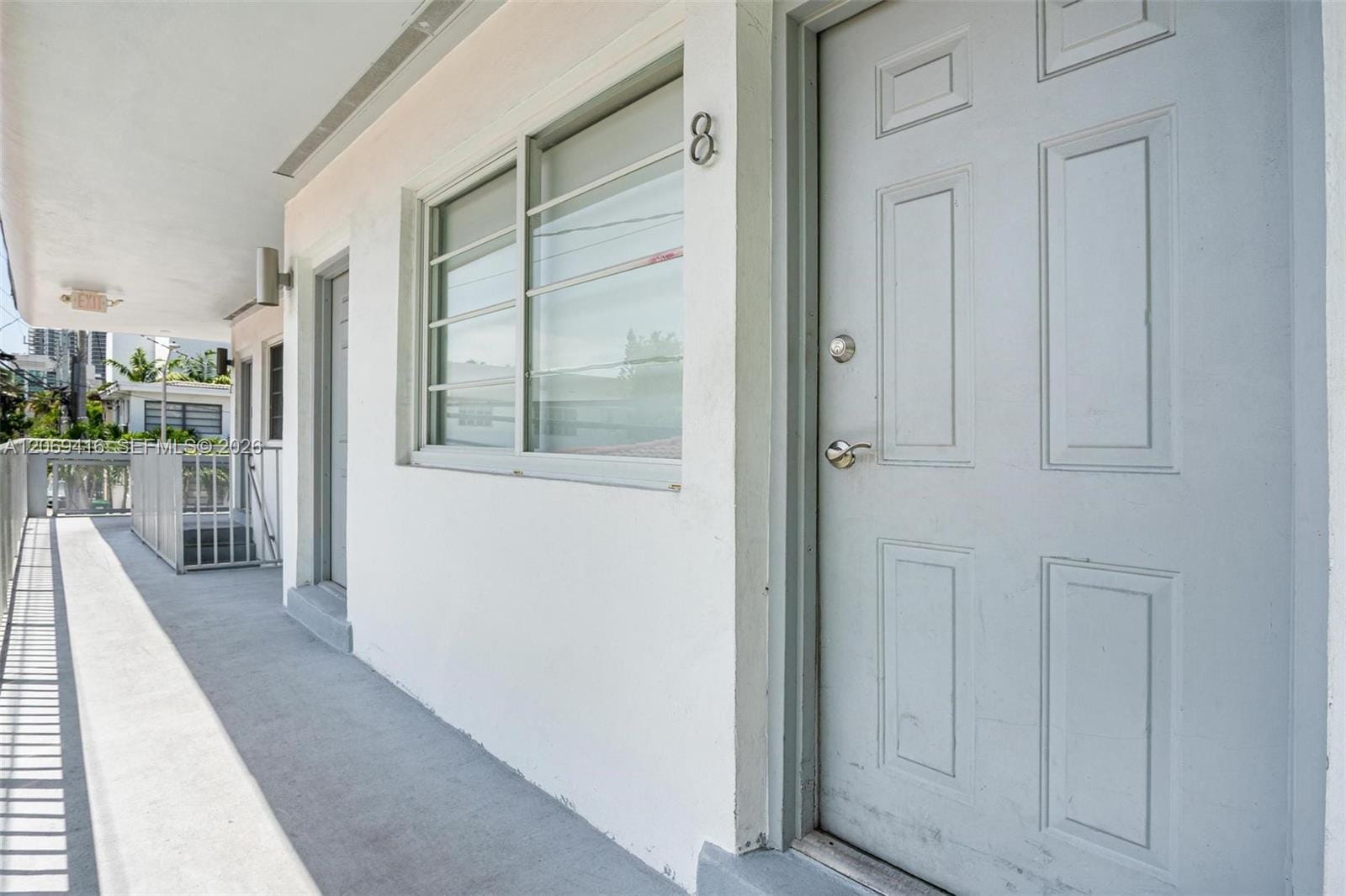 1135 8th Street 8, Miami Beach, FL 33139 photo 2
