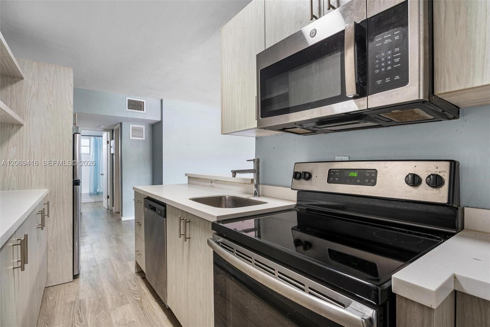 1135 8th Street 8, Miami Beach, FL 33139 photo 12