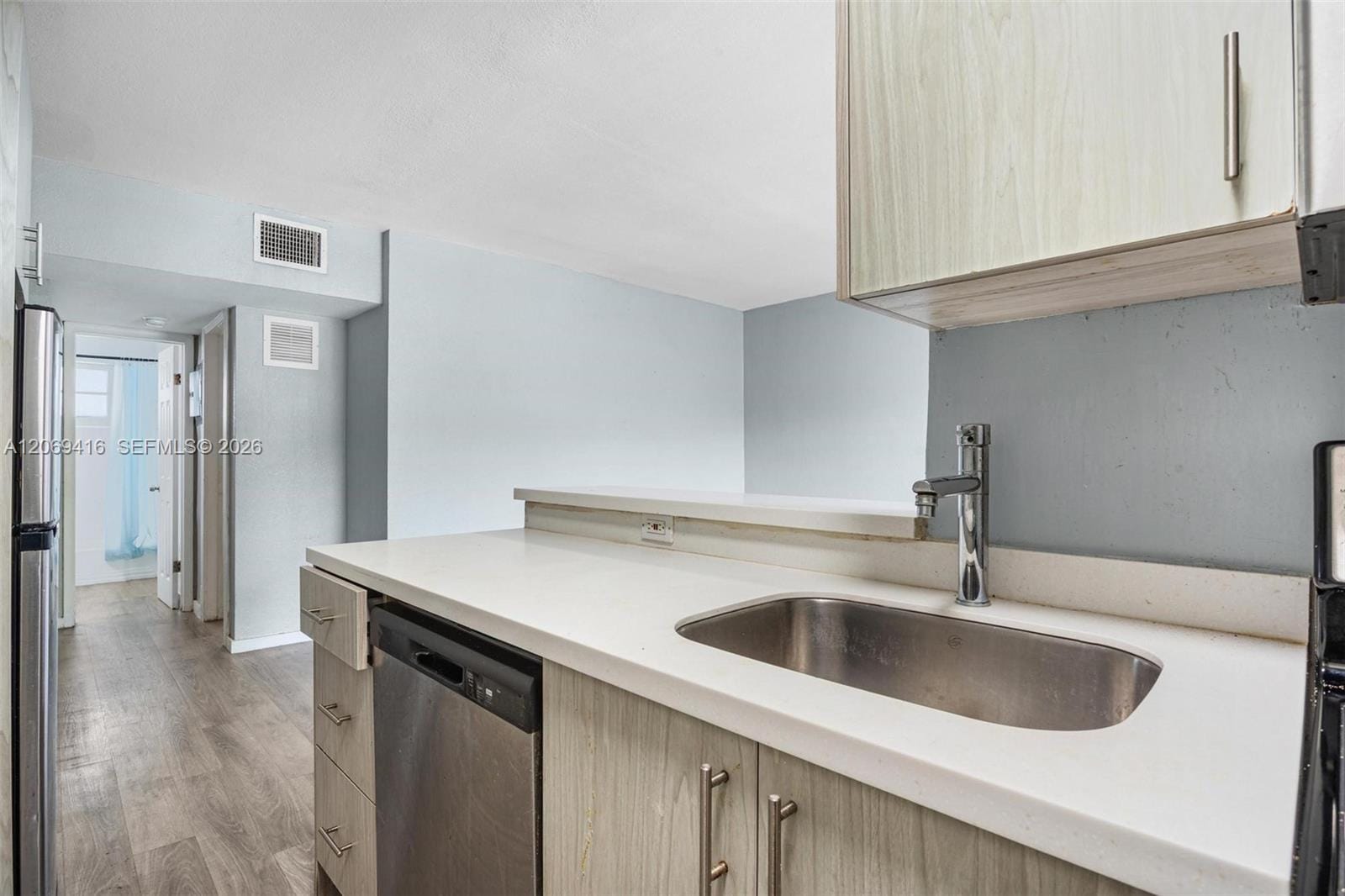 1135 8th Street 8, Miami Beach, FL 33139 photo 10