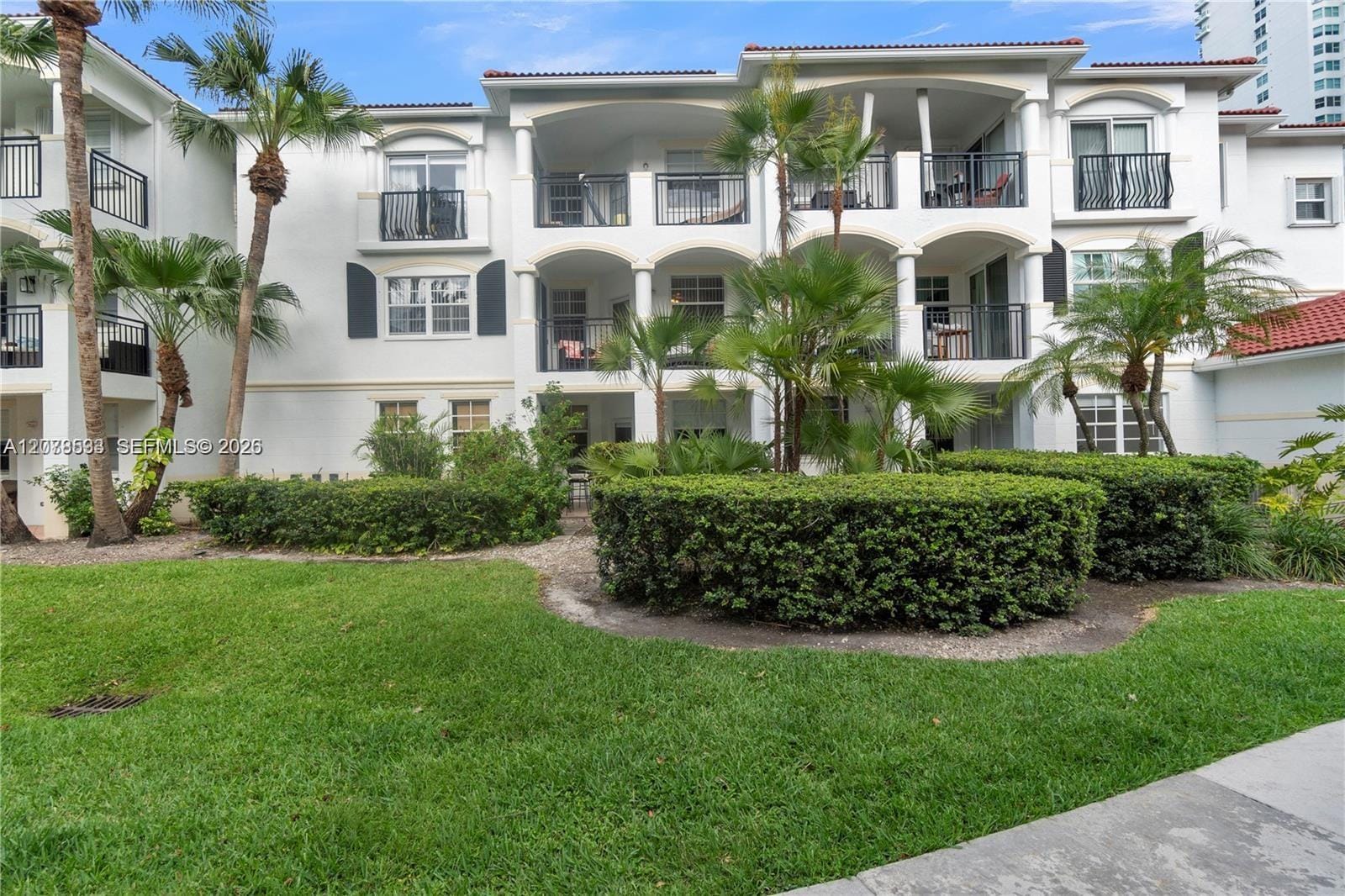 3235 NE 184th Street, Aventura, FL 33160 photo 23