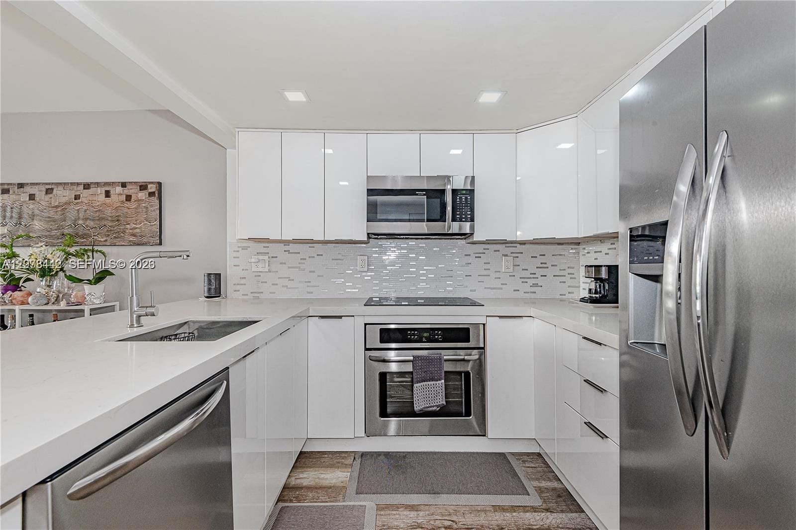 492 NW 165th St Road C112, Miami, FL 33169 photo 2