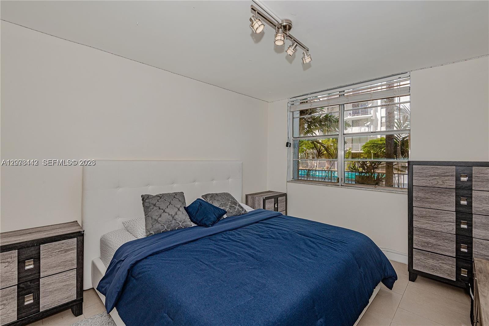 492 NW 165th St Road C112, Miami, FL 33169 photo 14