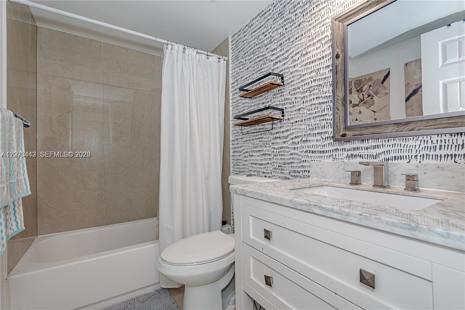 492 NW 165th St Road C112, Miami, FL 33169 photo 16