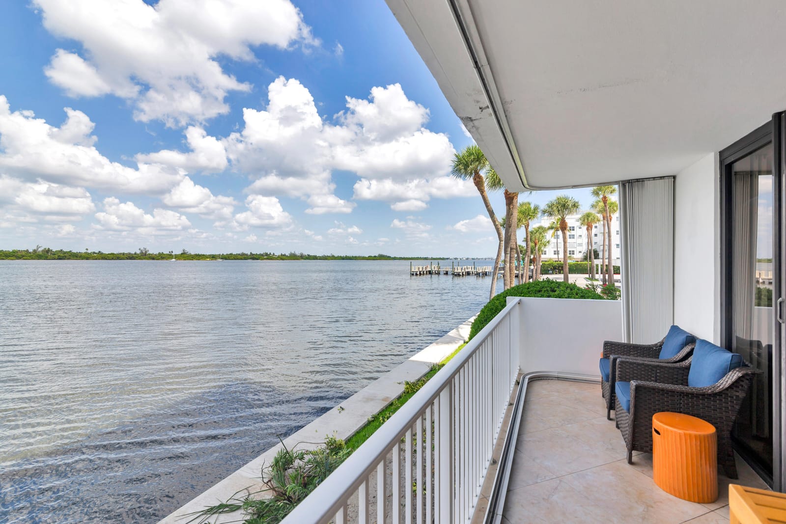 2860 S Ocean Boulevard 106, Palm Beach, FL 33480 photo 2