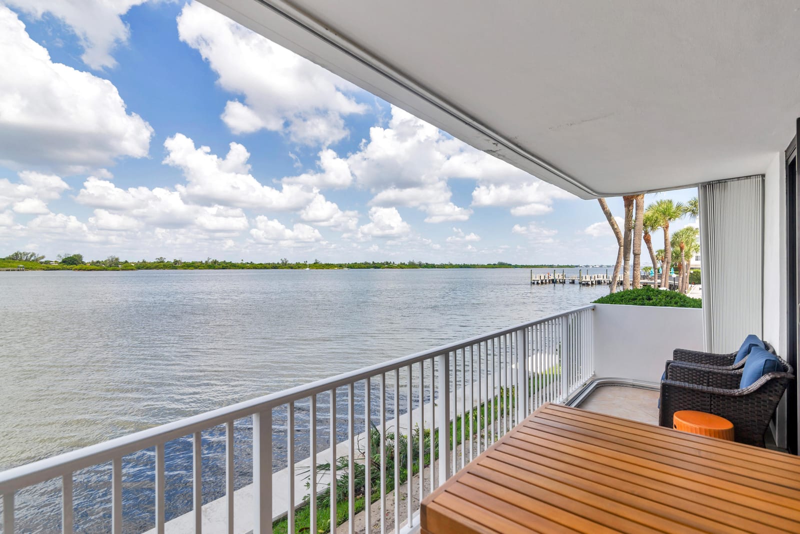 2860 S Ocean Boulevard 106, Palm Beach, FL 33480