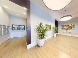 140 S Dixie Highway 1016 — photo 3