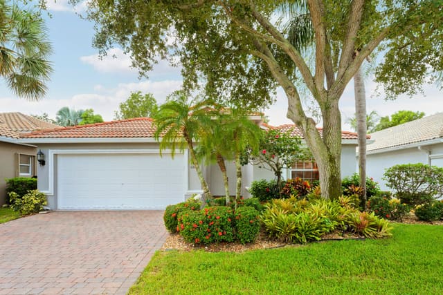 6806 Rienzo Street, Lake Worth, FL 33467