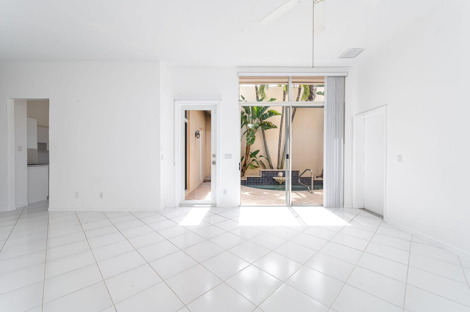 17282 Bermuda Village Drive C — photo 6